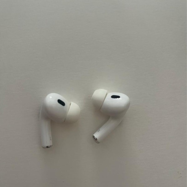 Apple AirPods Pro 2 - Lightning