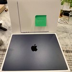 Mint MacBook Air 2022 (M2) - 13 inch - 256 GB, Midnight, 8 GB, Apple M2