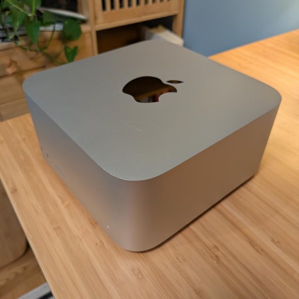 Mac Studio 2022 - 512 GB, 32 GB, Apple M1 Max, 24 Core GPU