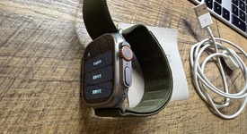 Good
													Apple Watch Ultra 49mm - Unlocked, Titanium, A2622, photo 2 of 5