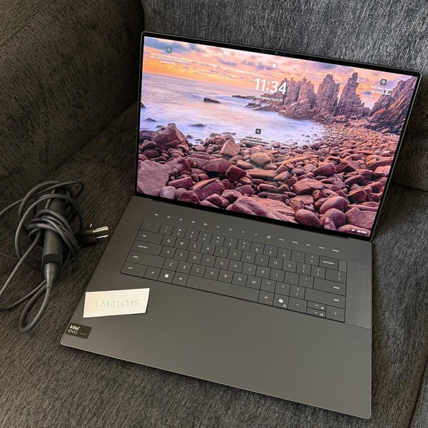 Dell XPS 16 9640 (2024) - Wi-Fi, 1 TB, Platinum, 32 GB, Intel Core Ultra 9, UHD+ Plus