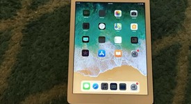 Good
													Apple iPad Air - AT&T, Silver, 32 GB, photo 1 of 4
