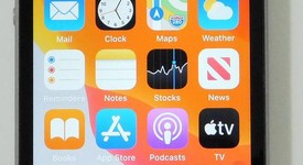 Good
													Apple iPhone SE 1st Gen 2016 - AT&T, Grey, 64 GB, A1662, photo 1 of 8