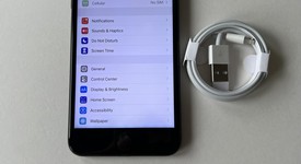 Good
													Apple iPhone 7 Plus - Unlocked, Jet Black, 32 GB, A1661, photo 2 of 9