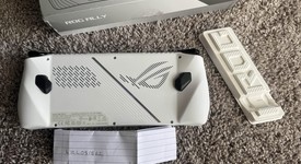 Mint
													Asus ROG Ally 7" - Z1 Extreme, White, 512 GB, 16 GB, Ryzen Z1 Extreme, photo 3 of 10