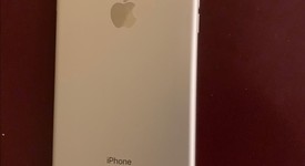 Good
													Apple iPhone 7 Plus - Unlocked, Silver, 128 GB, A1661, photo 4 of 39