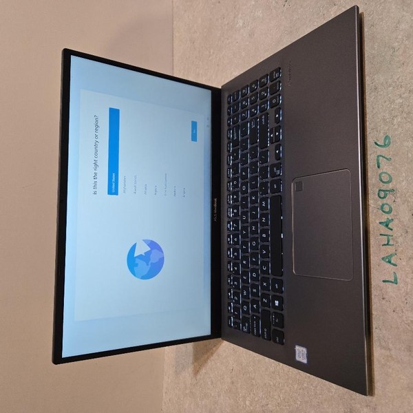 Asus Vivobook Laptop