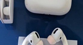 Used
													Apple AirPods Pro 1st Gen - Wireless Case, photo 3 of 6