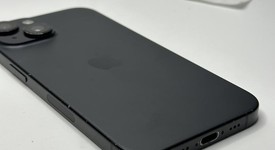 Fair
													Apple iPhone 15 - Unlocked, Black, 128 GB, A2846, photo 3 of 7