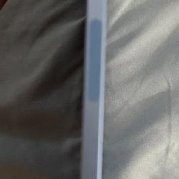 Apple iPad Air 5th Gen - Wi-Fi, 64 GB, Blue, A2588