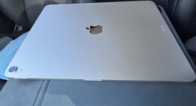 Mint
													Apple iPad Air 13" (M3) 2025 - Wi-Fi, Gray, 512 GB, photo 1 of 10