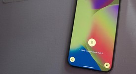 Mint
													Google Pixel 10 - Unlocked, Lemongrass, 128 GB, GLBW0, photo 2 of 16