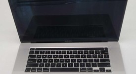 Mint
													MacBook Pro 2019 - 16" - I7, Silver, 512 GB, 16 GB, photo 3 of 8