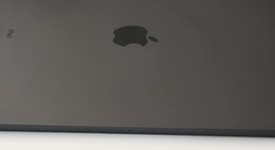 Good
													Apple iPad Pro 12.9" 3rd Gen 2018 - Unlocked, Gray, 256 GB, A2014, photo 4 of 10