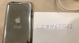 Good
													Apple iPod Touch 4th Gen - Wi-Fi, Black, 16 GB, photo 3 of 3