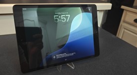 Good
													Apple iPad 9th Gen - Verizon, Gray, 64 GB, A2603, photo 2 of 6