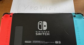 Fair
													Nintendo Switch - Red & Blue, 32 GB, photo 5 of 6