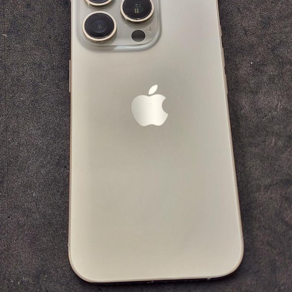 Apple iPhone 16 Pro - Unlocked, 256 GB, Natural, A3083