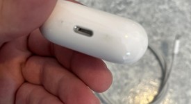 Used
													Apple AirPods 3rd Gen - Lightning Case, photo 3 of 4