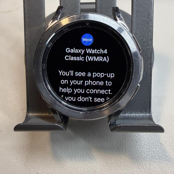 Samsung Galaxy Watch4 Classic - Wi-Fi, Silver, 42mm