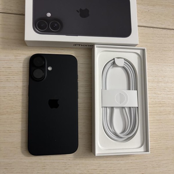 Apple iPhone 16 - T-Mobile, 128 GB, Black, A3081