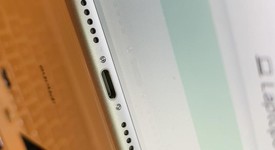 Mint
													Apple iPhone Xr - Sprint, White, 128 GB, A1984, photo 6 of 6