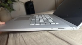 Good
													Microsoft Surface Book 2 13.5" - I7, 256 GB, 16 GB, photo 5 of 10