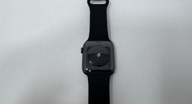 Good
													Apple Watch SE 1st Gen 44mm - Unlocked, Gray, A2354 - Cellular, Aluminum, photo 2 of 6