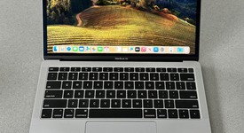 Good
													MacBook Air 2018 - 13" - I5, Gray, 256 GB, 16 GB, photo 2 of 16