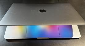 Good
													MacBook Pro 2016 (With Touch Bar) - 13" - Gray, 256 GB, 8 GB, photo 4 of 7