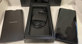 Good
													Samsung Galaxy Z Flip3 5G - Unlocked, Black, 128 GB, 8 GB, SM-F711U1, photo 1 of 9