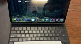 Good
													Apple iPad Pro 12.9" 5th Gen 2021 - Unlocked, Silver, 1 TB, photo 1 of 5