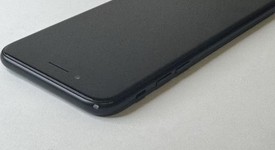 Good
													Apple iPhone SE 2nd Gen 2020 - Unlocked, Black, 128 GB, A2275, photo 5 of 8