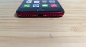 Good
													Apple iPhone SE 3rd Gen 2022 - Unlocked, Red, 64 GB, A2595, photo 3 of 14