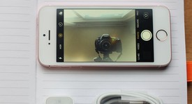 Mint
													Apple iPhone SE 1st Gen 2016 - AT&T, Rose Gold, 64 GB, A1662, photo 3 of 12