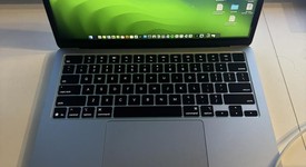Mint
													MacBook Air 2025 (M4) - 13" - Apple M4, Sky Blue, 256 GB, 16 GB, photo 1 of 6
