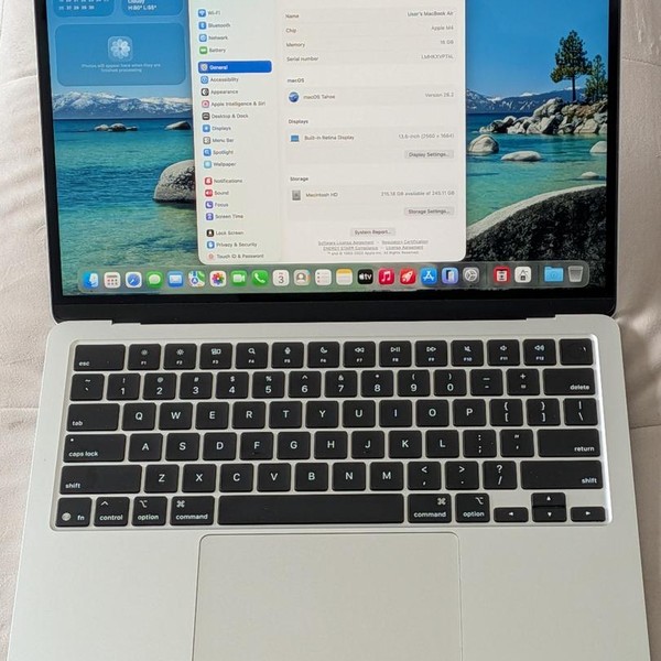 MacBook Air 2025 (M4) - 13 inch - 256 GB, Silver, 16 GB, Apple M4