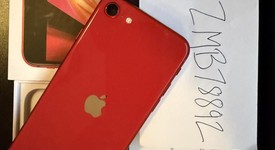 Mint
													Apple iPhone SE 2nd Gen 2020 - Verizon, Red, 64 GB, A2275, photo 5 of 8