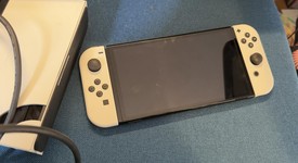 Mint
													Nintendo Switch - OLED - White, 64 GB, photo 2 of 11