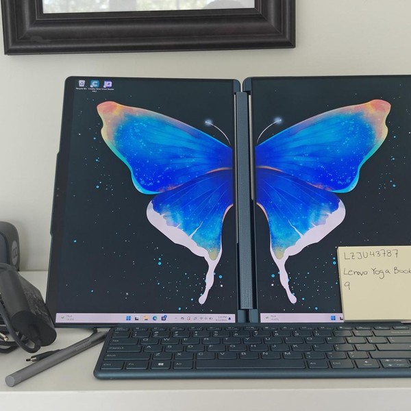 Lenovo Yoga Book 9 (13IRU8) - 1 TB, Blue, 16 GB, Intel Core i7