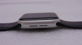 Good
													Apple Watch SE 1st Gen 40mm - Unlocked, Silver, A2353 - Cellular, Aluminum, photo 5 of 8
