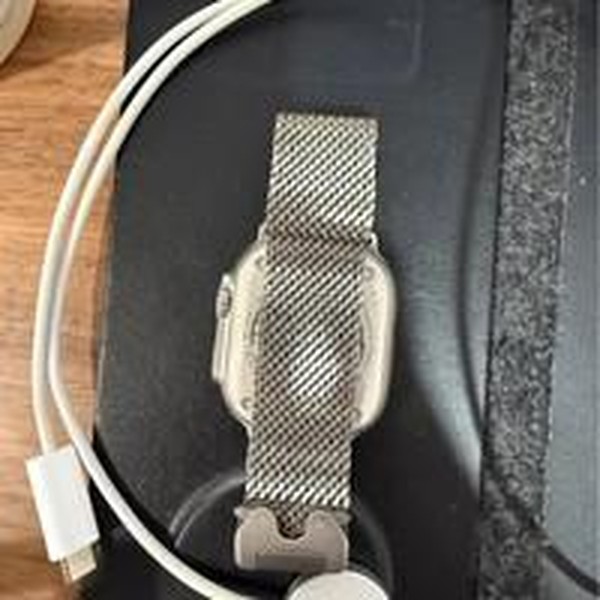 Apple Watch Ultra 3 49mm - AT&T, Natural, A3281