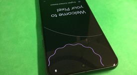 Mint
													Google Pixel 8 - T-Mobile, Obsidian, 128 GB, 8 GB, G9BQD, Sub-6 5G, photo 2 of 3