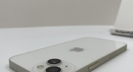 Good
													Apple iPhone 13 - Unlocked, Starlight, 256 GB, A2482, photo 5 of 5
