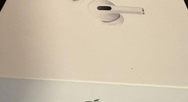 New
													Apple AirPods Pro 2 - USB-C, photo 4 of 5