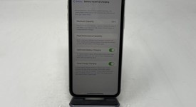 Mint
													Apple iPhone 11 - Unlocked, White, 64 GB, A2111, photo 4 of 7