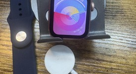 Fair
													Apple Watch SE 1st Gen 40mm - Unlocked, Gold, A2353 - Cellular, Aluminum, photo 5 of 8