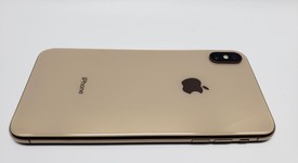 Good
													Apple iPhone Xs Max - Unlocked, Gold, 64 GB, A1921, photo 2 of 10