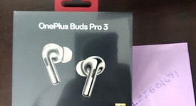 New
													OnePlus Buds Pro 3 - Lunar Radiance, photo 1 of 5