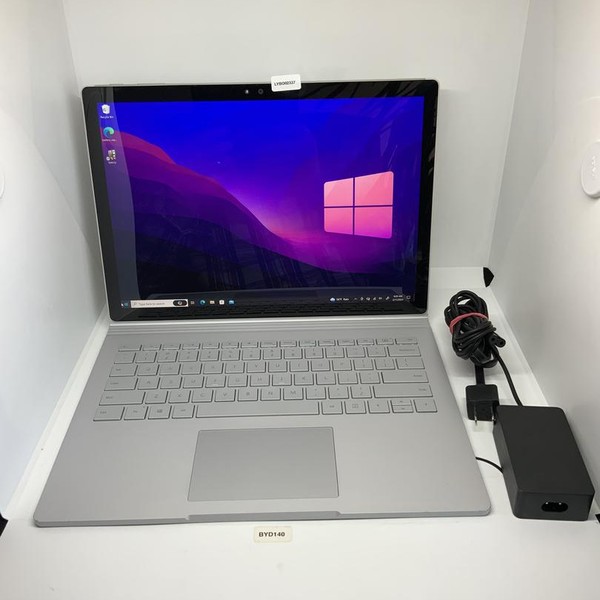 Microsoft Surface Book - 256 GB, Silver, 8 GB